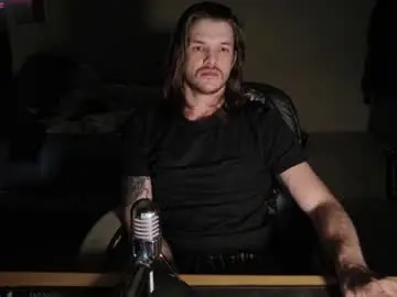 Chaturbate Sex Cam of tommy_sins92