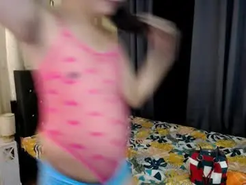 Chaturbate Live Porn of hugejuicyhotdog