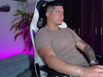 Chaturbate Private Sex Chat of _robertobaggio