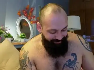 Chaturbate Live Sex Cam of big__daddy110