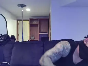 Chaturbate Live Sex Cam of shadowman623