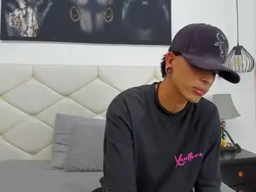 Chaturbate Watch Live Sex Cams of chris_newman