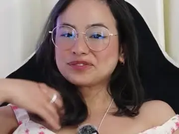 Chaturbate Adult Webcams of hawaiibliss_18