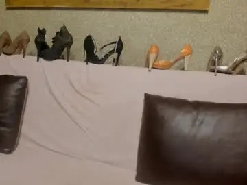 Chaturbate Live Sex Cam of keira_neill