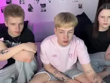 Chaturbate Live Sex Cam of olivertasty