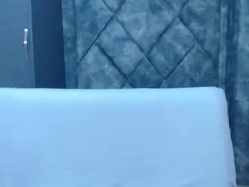 Chaturbate Live Sex Cam of barby_jones25