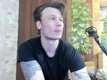 eric_the_vikking from chaturbate