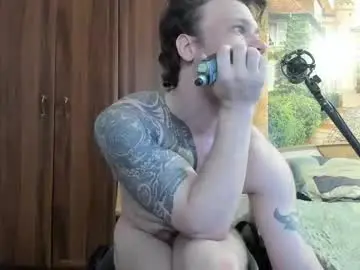 Chaturbate Live Sex of eric_the_vikking