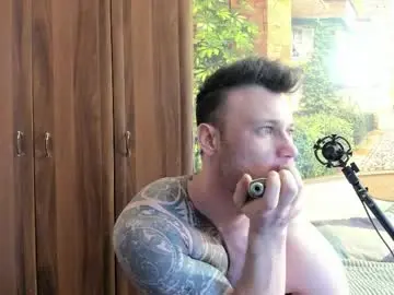 Chaturbate Adult Video Chat of eric_the_vikking