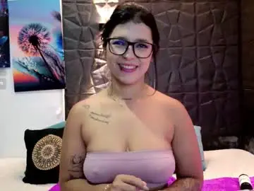Chaturbate Adult Webcam of graceymilf999