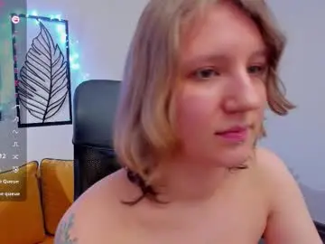 haileyfoxy from chaturbate