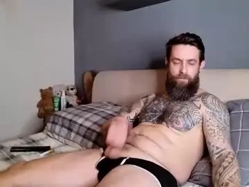 Chaturbate Free Live Porn of beardedtattedguy