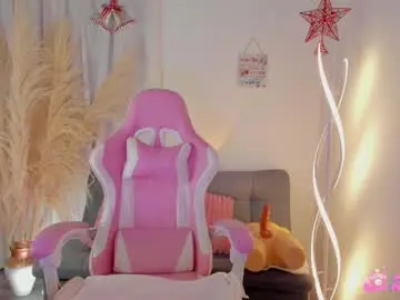 Chaturbate Best live sex cam show of cuteezoe