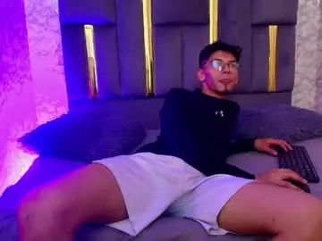 Chaturbate Private Sex Chat of dereck_monroe