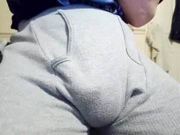 Chaturbate Private Sex Chat of smallhairyuncut