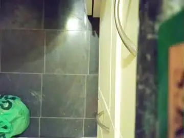 Chaturbate Adult Video Chat of smallhairyuncut