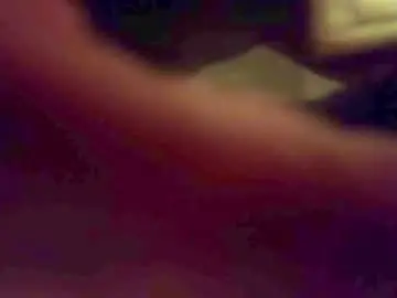 Chaturbate Free Live Porn of smallhairyuncut