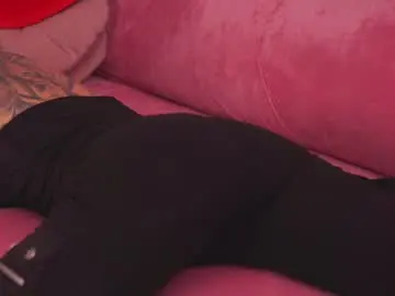 Chaturbate Free Porn Cam of therealfallingangel