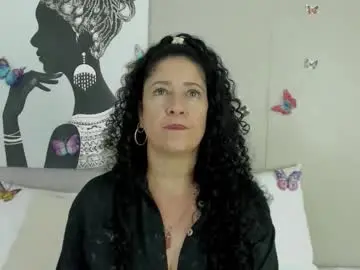 Chaturbate Best live sex cam show of adelesmithh