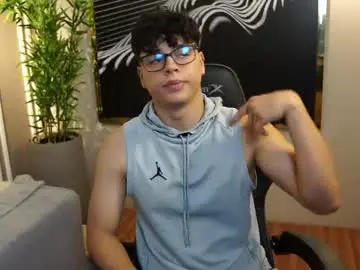 Chaturbate Free Live Porn of ethan_occonor