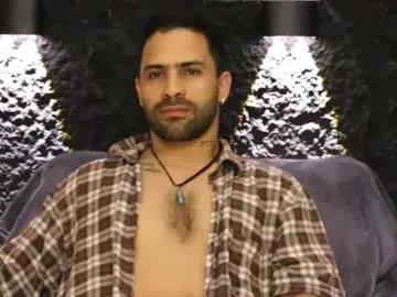 Chaturbate Best live sex cam show of leo_diaz01