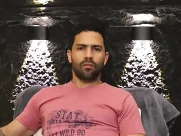 Chaturbate Adult Video Chat of leo_diaz01