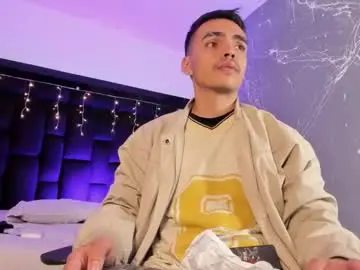 Chaturbate Live Porn of nicokingg_