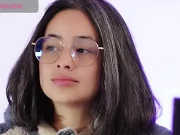 Chaturbate Nude Webcam of hearmymoans_18