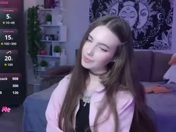 naugghtynikki from chaturbate