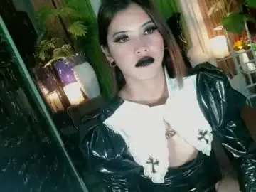 Chaturbate Live Sex Cam of queen_kendalx19