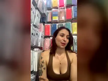 Chaturbate Live Porn of roussehills