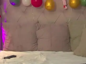 Chaturbate Live Sex Cam of avaroze