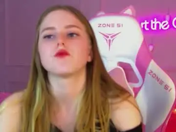 Chaturbate Live Sex Cam of lexireadway