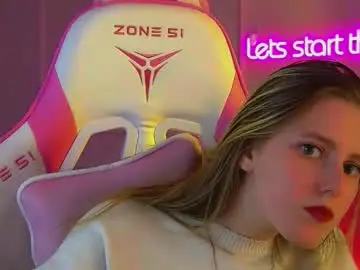 Chaturbate Live Sex Cam of lexireadway