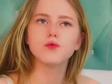 Chaturbate Watch Live Sex Cams of lexireadway