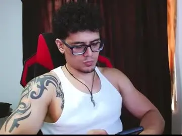 Chaturbate Nude Webcam of loganandrwz