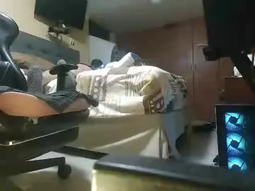 Chaturbate Free Porn Cam of xadrianx94