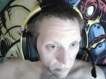 Chaturbate Live Sex Cam of a_bored_dragon