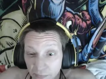 Chaturbate Live Sex Cam of a_bored_dragon