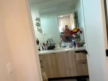 slimbuttniceguy from chaturbate