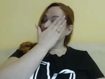 Chaturbate Watch Live Sex Cams of zara_red