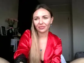 angelinalove28 from chaturbate