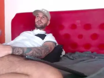 Chaturbate Live Sex Cam of cindyandcarlo