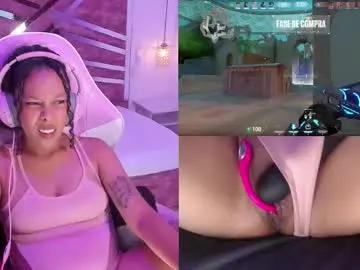 Chaturbate Free Porn Cam of hyliebloom