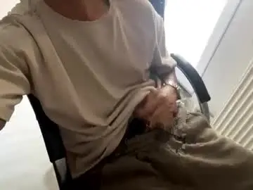 Chaturbate Live Sex Cam of jamessandt