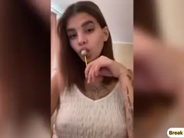 Chaturbate Live Sex Cam of moto_ponchik