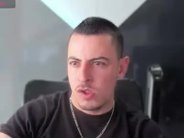 Chaturbate Live Sex Cam of scotty_music