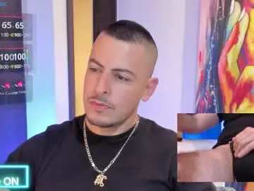 Chaturbate Best live sex cam show of scotty_music