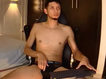 Chaturbate Watch Live Sex Cams of dominic__brown