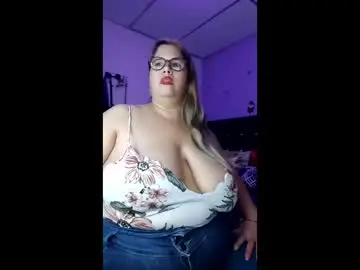 Chaturbate Free Porn Cam of elizabethtaylor1